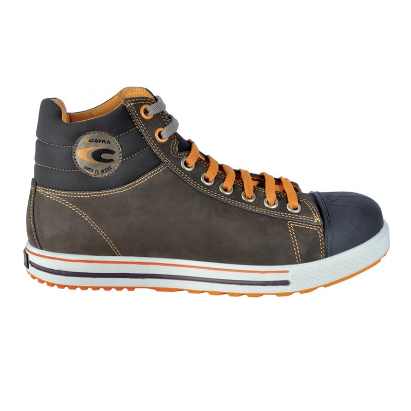 Pour travailler en extérieur, ces chaussures de sécurité Cofra sont confortables